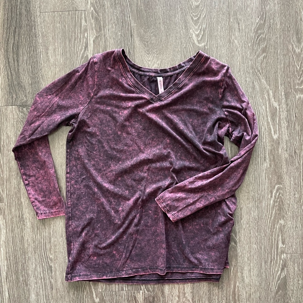 Zenana Long Sleeve VNeck Top